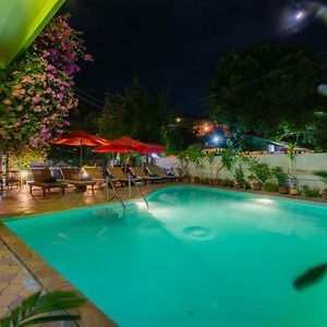 Five Rose Siem Reap Hostel