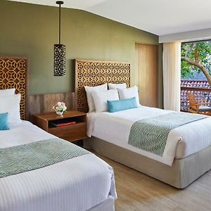 Bungalow Suite Double Tropical View