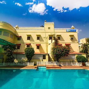 Hotel Sugan Niwas Palace
