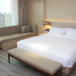Executive King Room