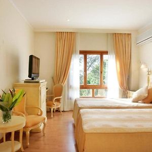 Classic Double Room Garden View