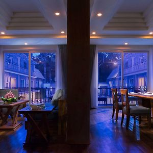 Family King Suite