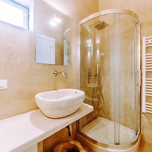 Camera standard con letto queen size
