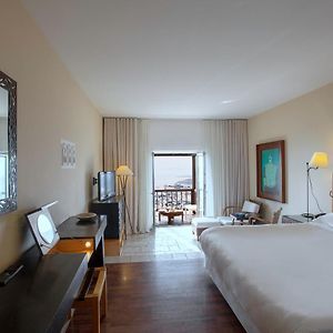Luxury King Room