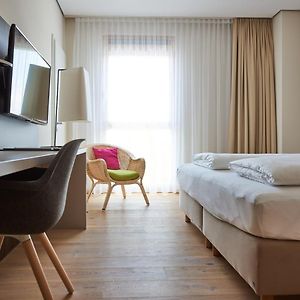 Superior Comfort Zimmer mit Kingsize-Bett