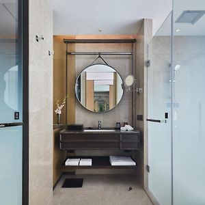 Executive King Room