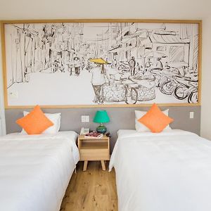 Deluxe Twin Room Balcony