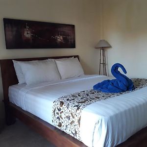 Adi House Homestay