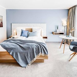 Standard Zimmer mit Kingsize-Bett