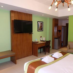 Executive King Room