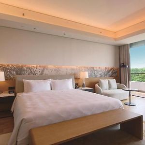 Superior Garden View Non-Smoking King Bed Room