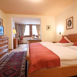 Deluxe Zimmer mit Kingsize-Bett