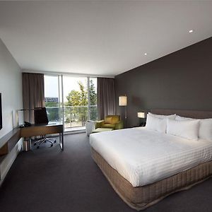 Premium Deluxe King Room Balcony