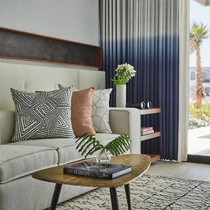 Ocean Front King