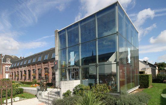 Musée des Dentelles et Broderies de Caudry