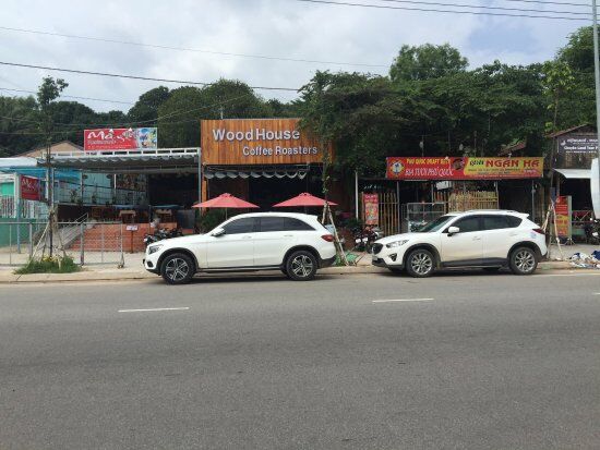 WoodHouse Coffee Roaster