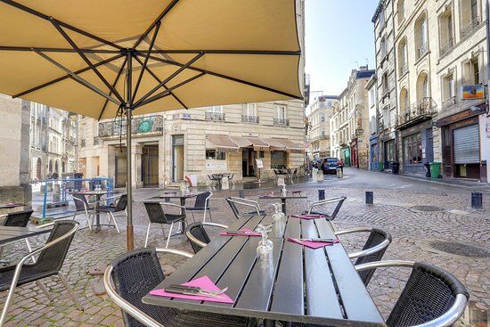 A-Z Restaurant Pizzeria