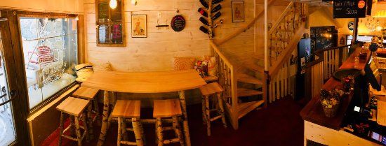 Wood Bear Café ARC 1950