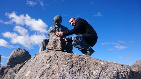 Monumento a los Picapedreros