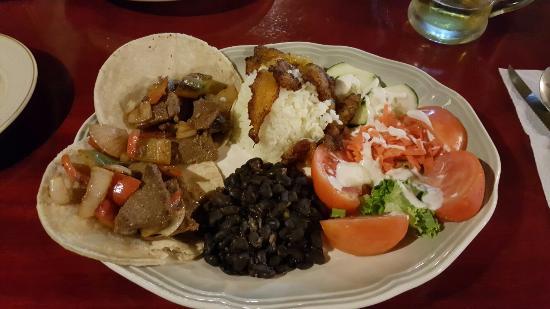 Restaurante Mirador y Pizzeria Las Fresas Volcan Poas