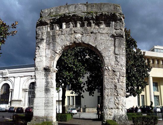 Arch of Campanus