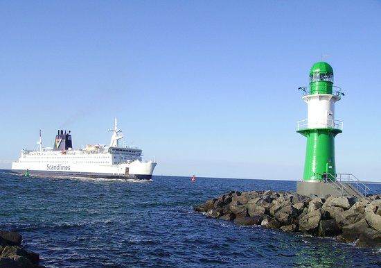 Die Warnemünder Molen