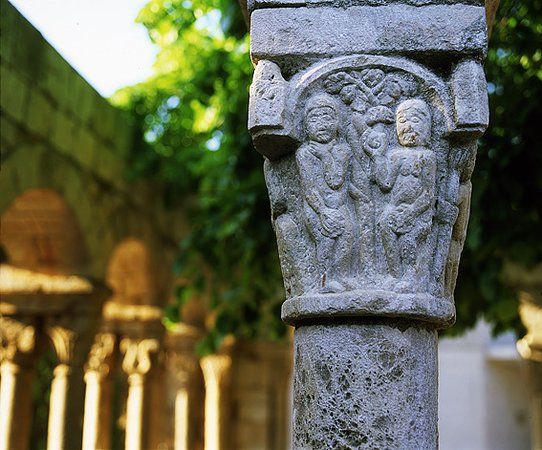 Romanesque cloister of Sant Domenec
