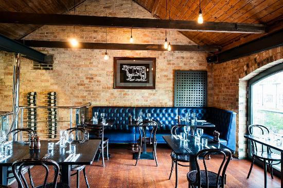 River Bar Steakhouse & Grill