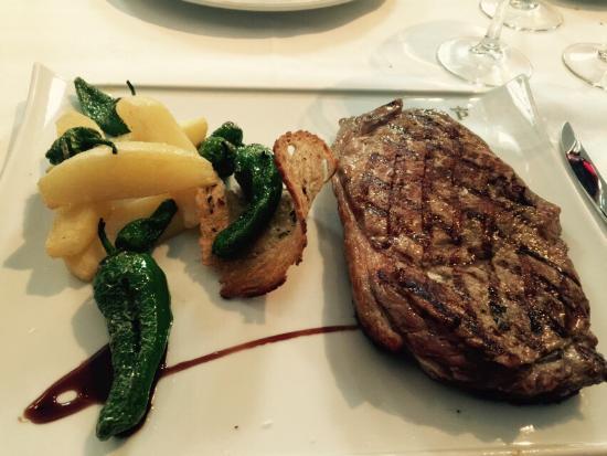 Restaurante del Parador Monasterio de Corias