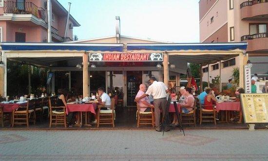 Çalış Beach Indian Restoran
