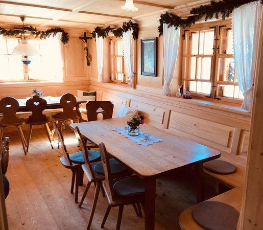 Wirtschaft beim Strumpfar