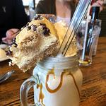 Posh Cakes and Dessert Cafe