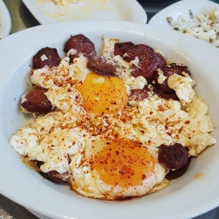 Eylül Kahvaltı Salonu