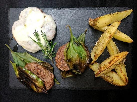 Old Town food & cocktail Bar