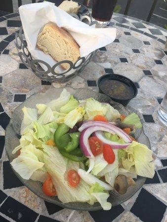 Mama Lucia Restaurant