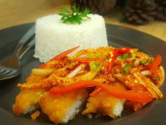 Super Wings Cafe & Bistro