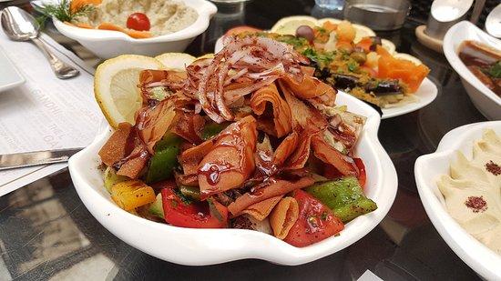 Oscar Restaurant and Lounge