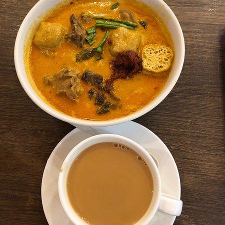 Pat Kin Pat San Cafe