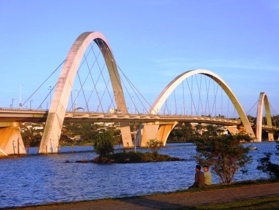 Juscelino Kubitschek Bridge