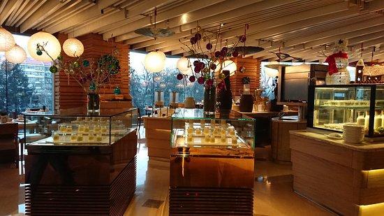 Feast - Sheraton Grand Beijing Dongcheng Hotel