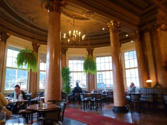 Cafe-Bar-Restaurant Sissy