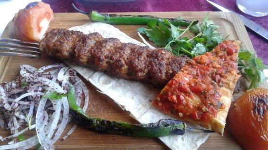 Selimiye Birtat Meyhanesi