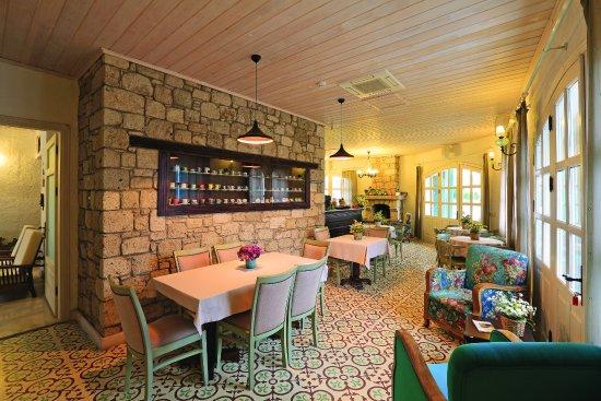 1850 Cafe Restaurant