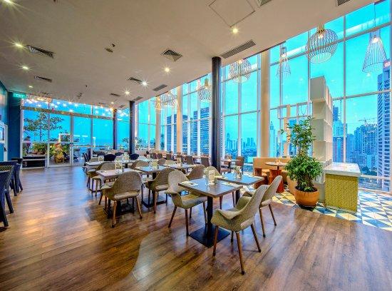 SKYLOFT Restaurant & Lounge