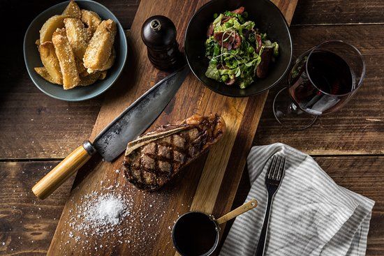 Portlander Bar & Grill