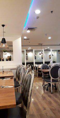 Fountain Ice Cream Cafe & Restaurant