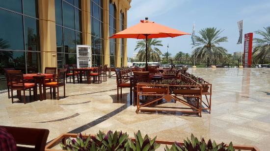 Raouche Lebanese Restaurant