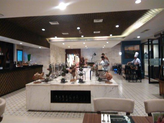 Noodles Now Restaurant