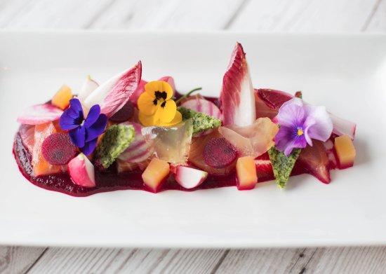 The Lookout Bar & Eatery