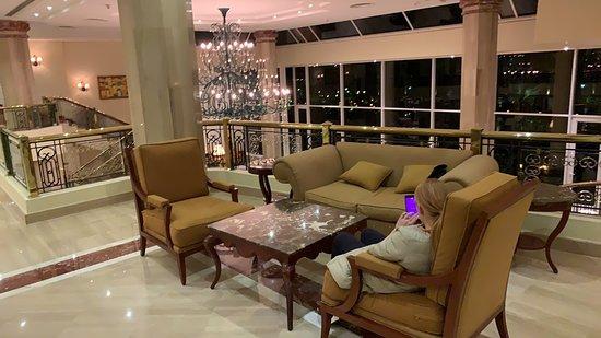 Baron Restaurant and Cafe